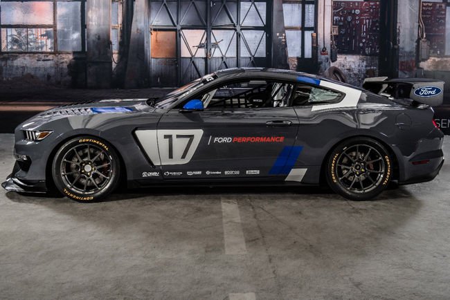 Ford dévoile une Mustang GT4 au SEMA Show