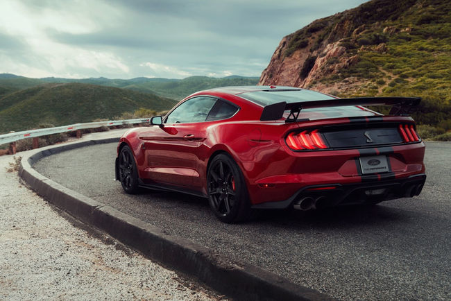 Ford Mustang Shelby GT500 : 290 km/h en pointe