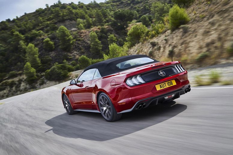 Ventes : la Mustang domine toujours les Challenger et Camaro