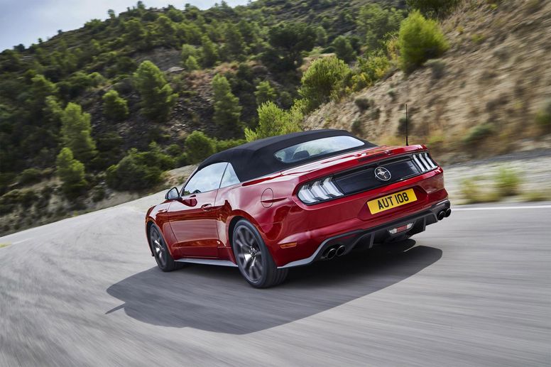 Ventes : la Mustang domine toujours les Challenger et Camaro