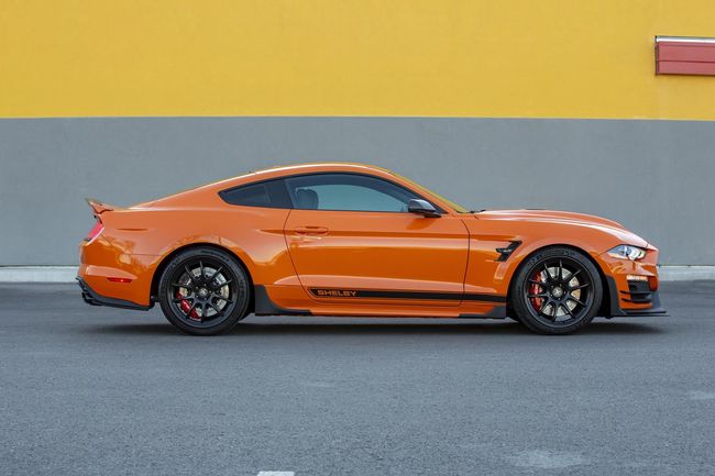 Ford Mustang Carroll Shelby Signature Series