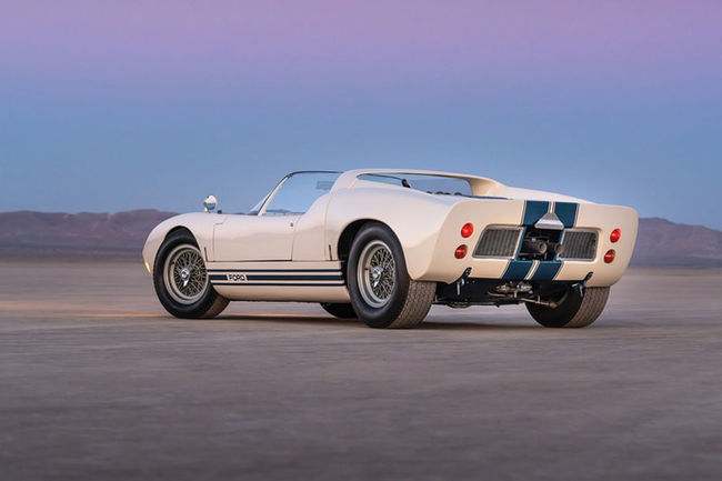 RM Sotheby's : quatre Ford GT à Monterey