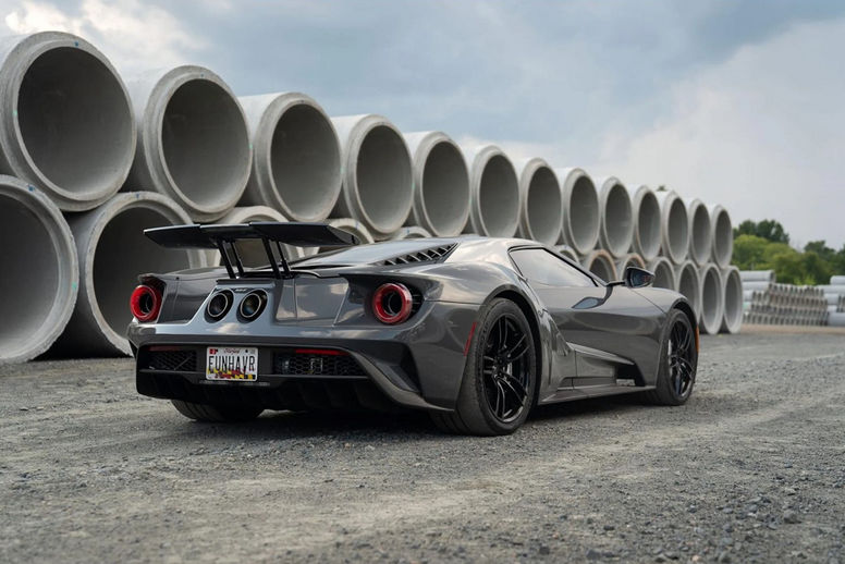 Une Ford GT ex-Vaughn Gittin Jr présentée aux enchères