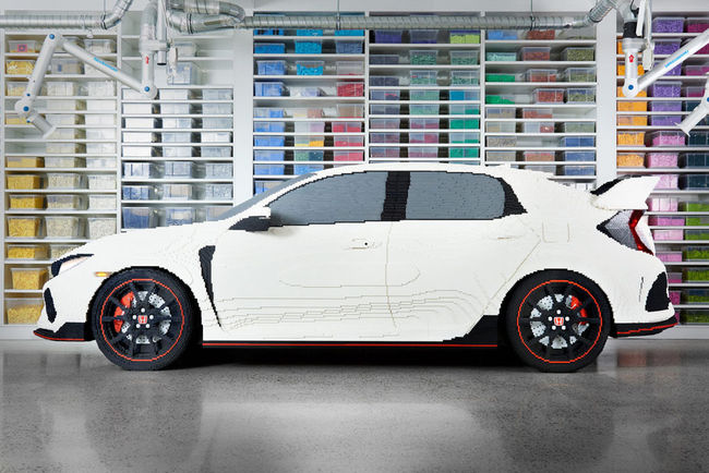 Insolite : Honda Civic Type R en LEGO à l'échelle 1