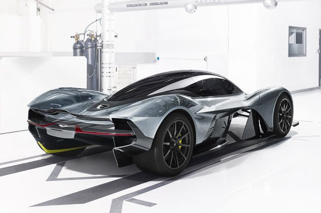 Nouvelle Hypercar Aston Martin AM-RB 001