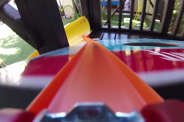 Insolite : séance cascades en Hot Wheels