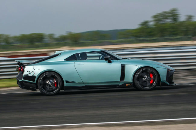 La Nissan GT-R50 by Italdesign prend la piste