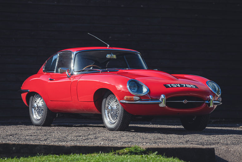 Une collection de Jaguar Type E présentée aux enchères 