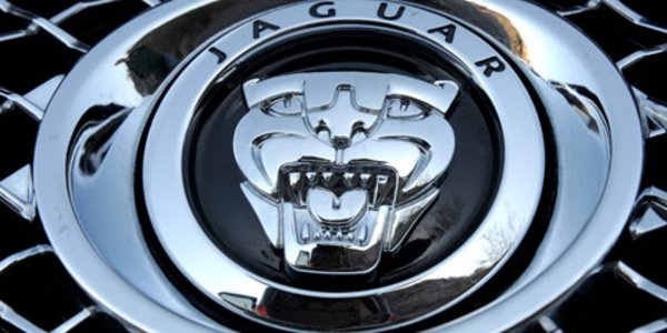 De l'hybride pour la Jaguar XF