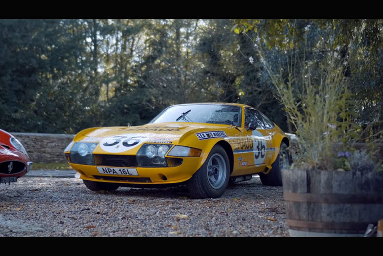 Jodie Kidd à la découverte de la Ferrari Daytona de Nick Mason