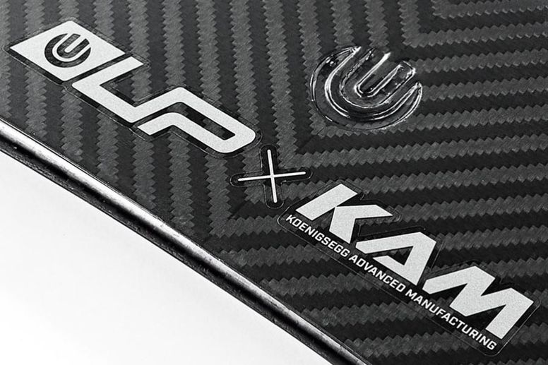 Koenigsegg réalise des pièces en carbone pour les modèles Tesla 