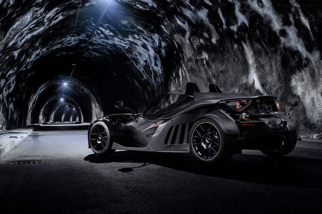 Une déclinaison Black Edition pour la KTM X-Bow GT