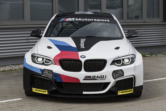 Un pack Evo pour la BMW M235i Racing Cup 