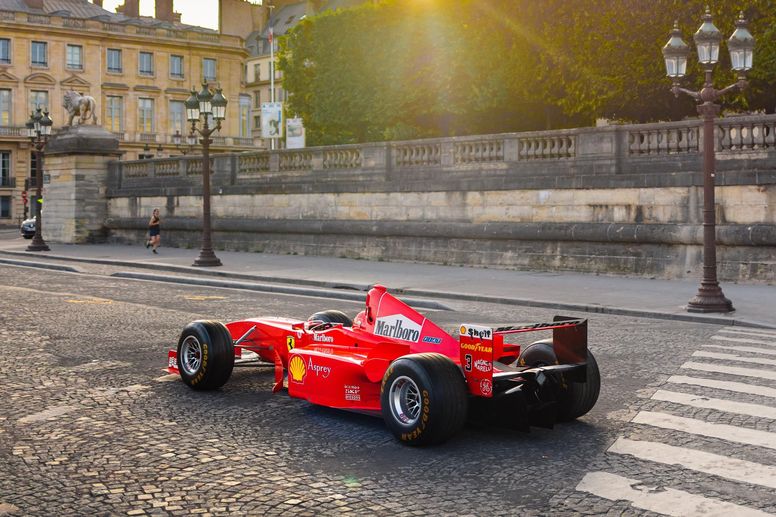 La Ferrari F300 de Michael Schumacher proposée aux enchères par RM Sotheby's