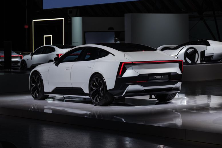 La Polestar 5 se dévoile lors du Polestar Day 2023