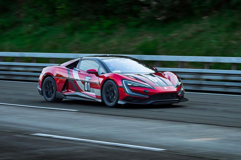 La Yangwang U9 Track Edition signe un nouveau record à 472.41 km/h