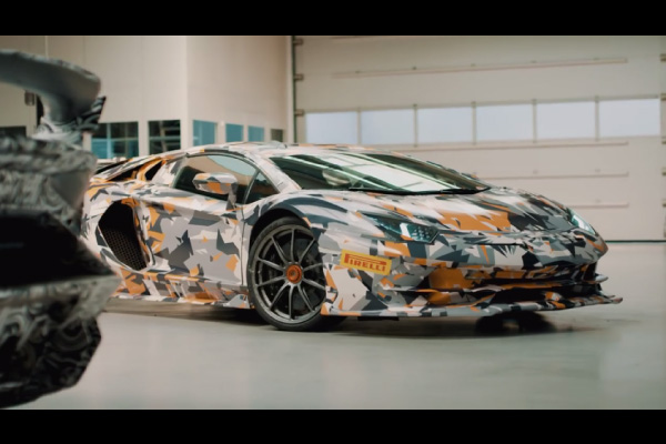 Lamborghini Aventador SVJ : nouveau teaser