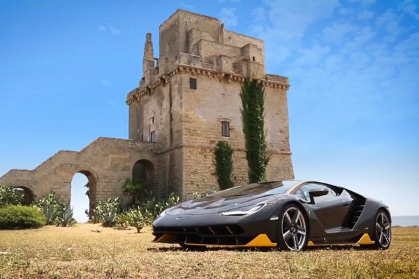 La Lamborghini Centenario en action à Nardo