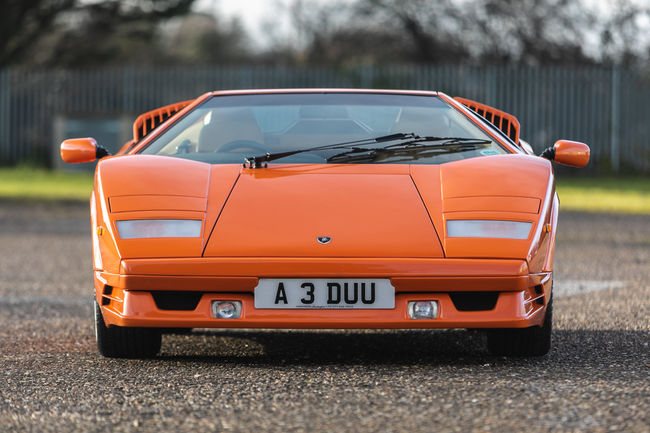 Silverstone Auctions : Lamborghini Countach 25th Anniversary 1990