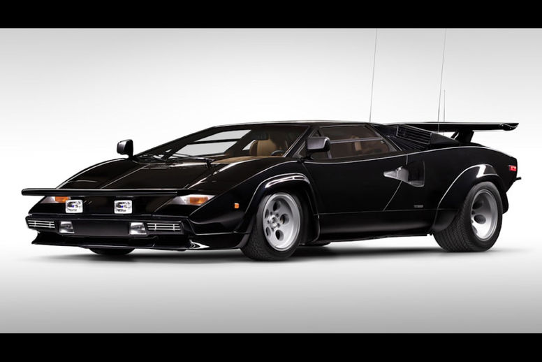 Nouveauté. La nouvelle Lamborghini Countach est sur la route