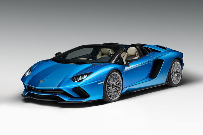 Lamborghini : 8 000 Aventador et 11 000 Huracan produites