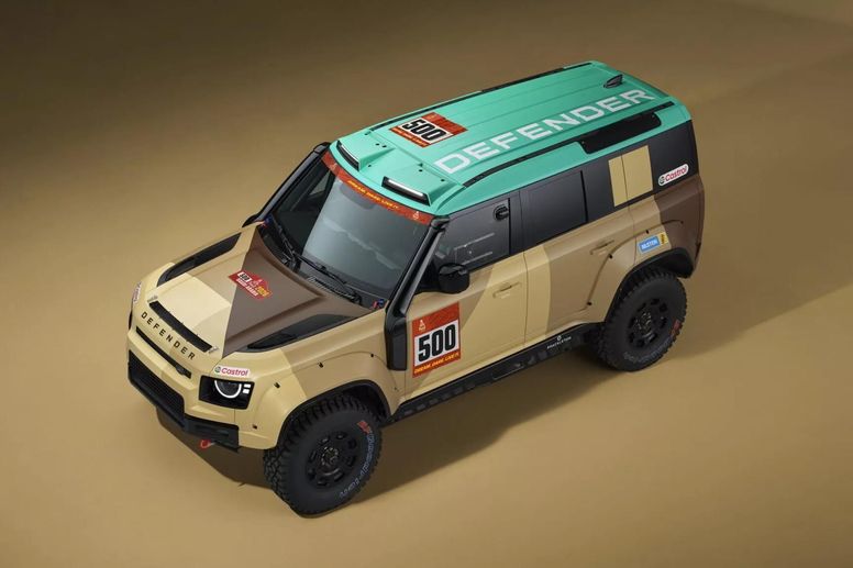 Le Land Rover Defender D7X-R en piste pour le Rallye Dakar