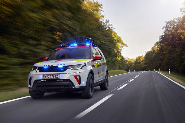 Un Land Rover Discovery unique pour la Croix Rouge