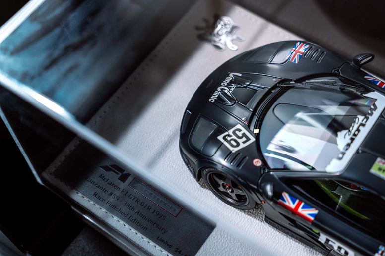 La collection Jet Black 59 de Lanzante pour la célébration de sa victoire en 1995