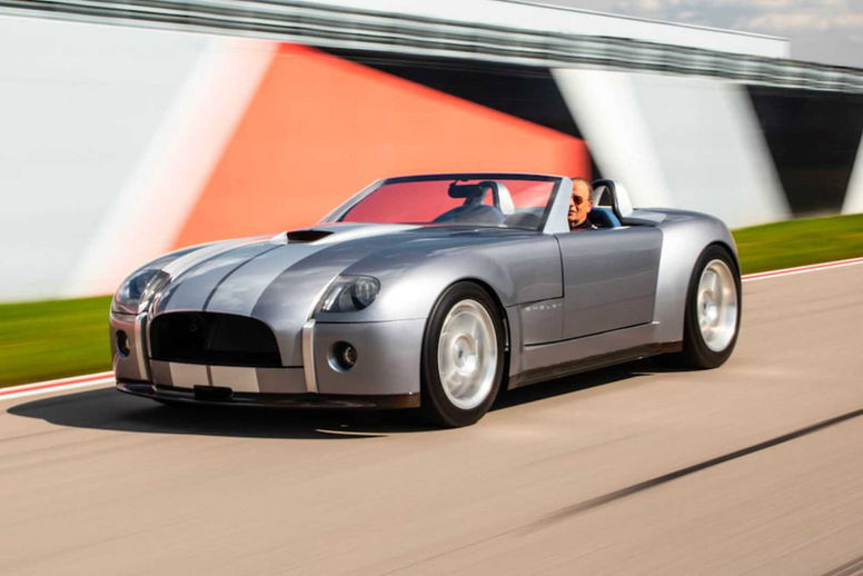 Le Ford Shelby Cobra Concept de 2004 présenté aux enchères