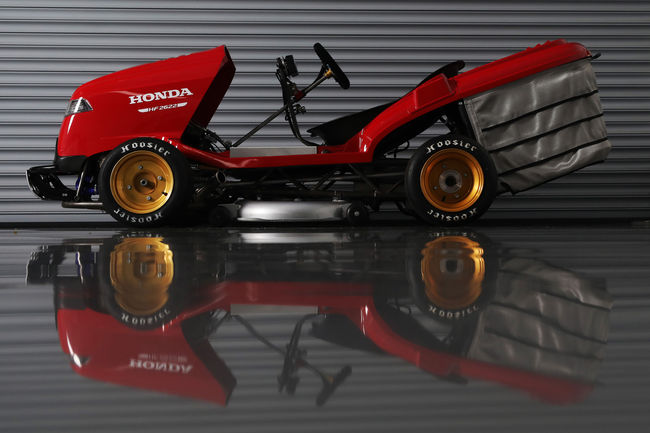 Le Honda Mean Mower is back !