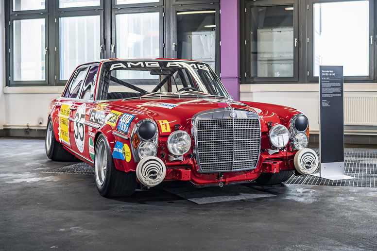 Le Mercedes-Benz Museum fête les 55 ans d'AMG avec une exposition temporaire