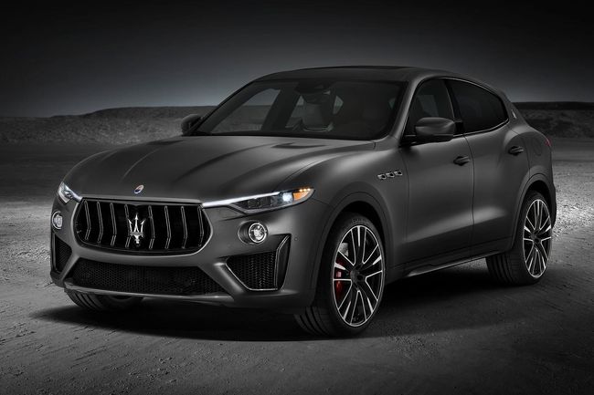 Les Maserati Ghibli et Quattroporte Trofeo en approche