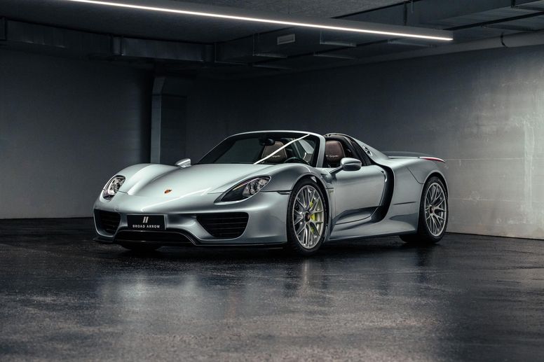 Les Supercars à l'honneur de la vente Broad Arrow de Zurich