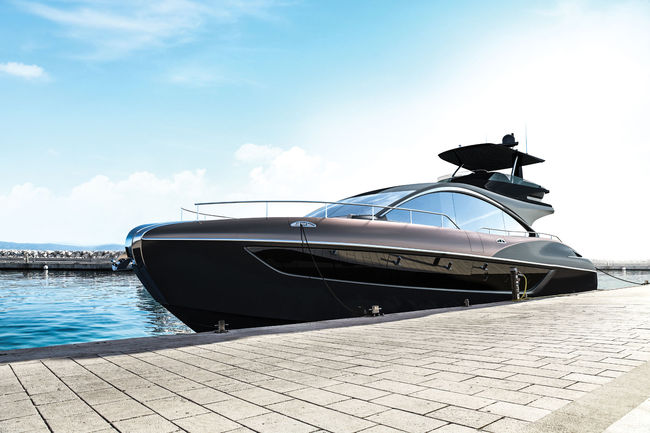 Lexus présente son yacht LY 650