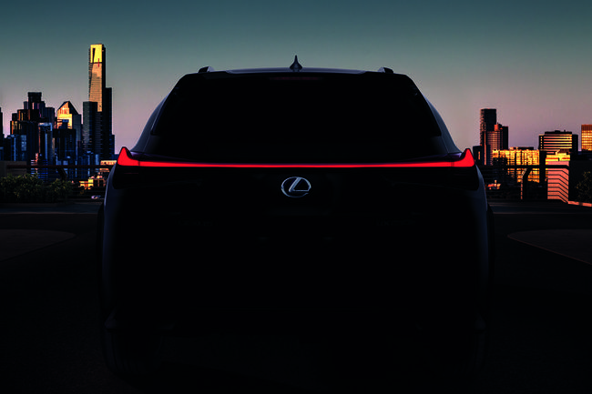 Genève : nouveau SUV Lexus UX