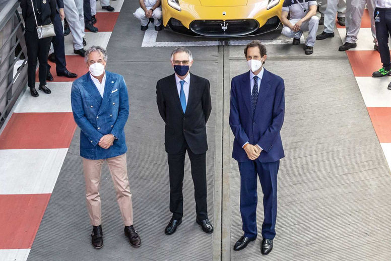 Carlos Tavares a testé le Maserati Grecale 