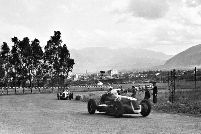 La Maserati MC20 sur les routes de la Targa Florio