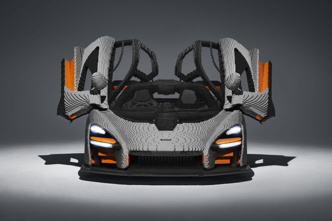 La McLaren Senna à l'échelle 1 en Lego