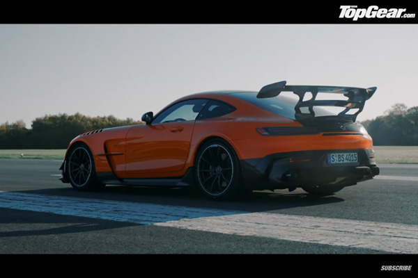 The Stig s'amuse au volant de la Mercedes-AMG GT Black Series