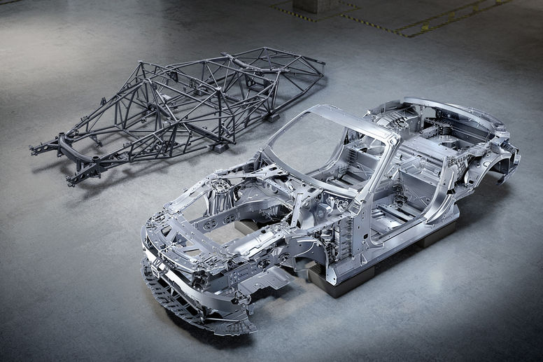 Mercedes-AMG présente le châssis de son nouveau roadster SL
