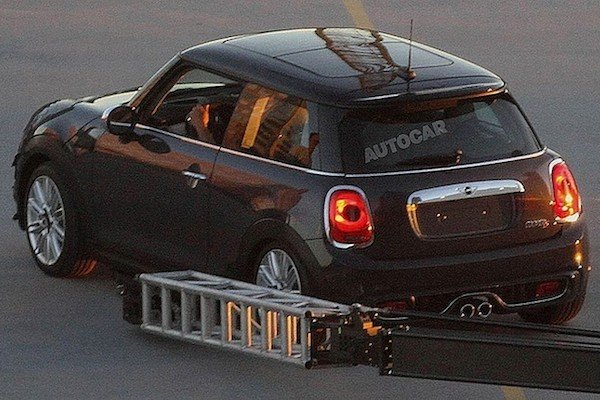 Nouvelle Mini F56, le teaser