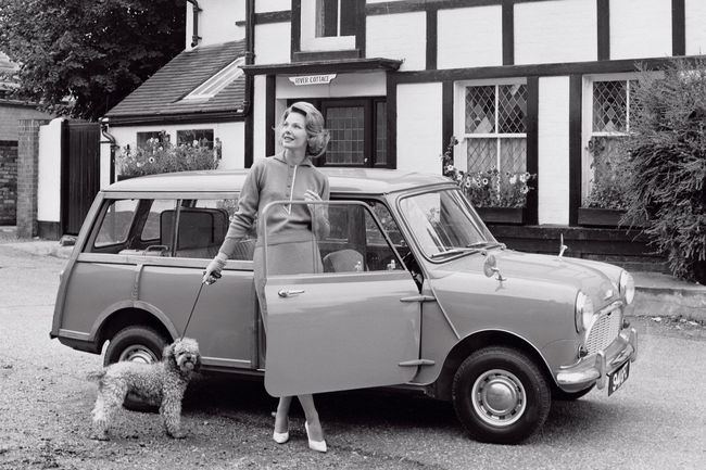 Les 60 ans de la Mini fêtés à Rétromobile