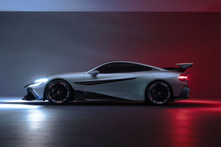 Naran Automotive présente son hyper-coupé Naran