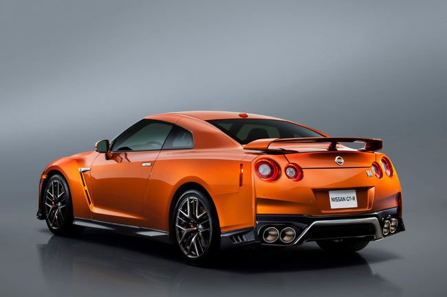 Nouvelle Nissan GT-R : toujours plus