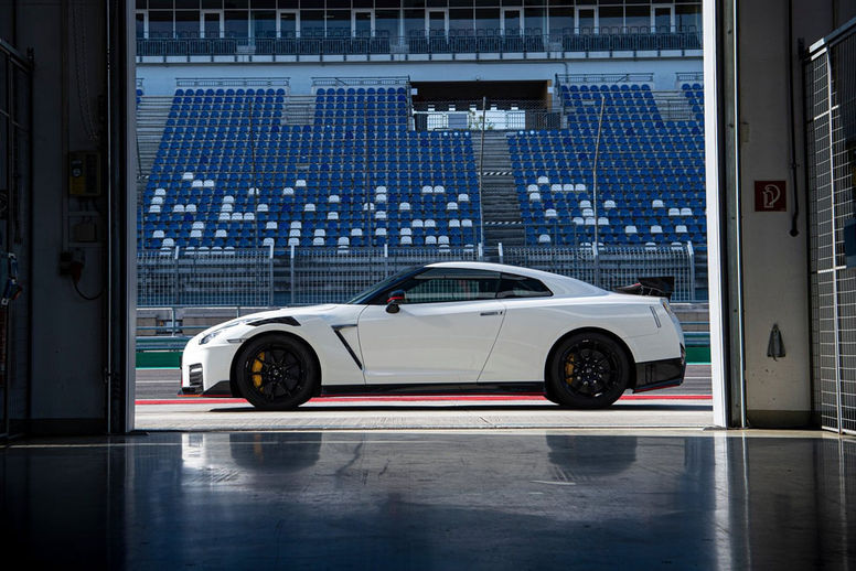 Vers une motorisation hybride pour la future Nissan GT-R ?