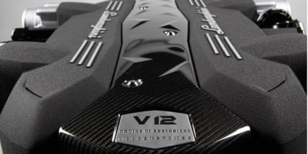 Lamborghini dévoile son nouveau V12