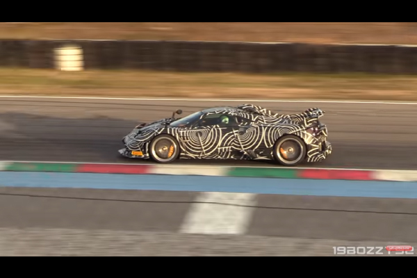 La Pagani Huayra Dragon entre en piste