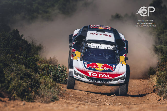 Peugeot Sport dévoile la nouvelle 3008DKR Maxi