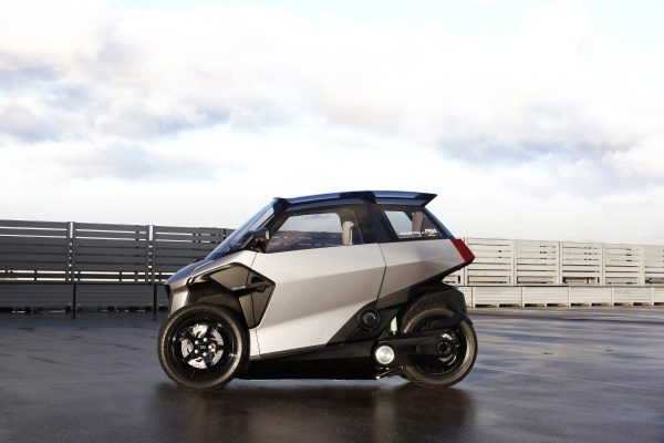 Peugeot présente un nouveau véhicule léger électrifié