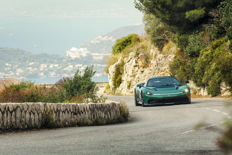 La Pininfarina Battista entre en production à Cambiano